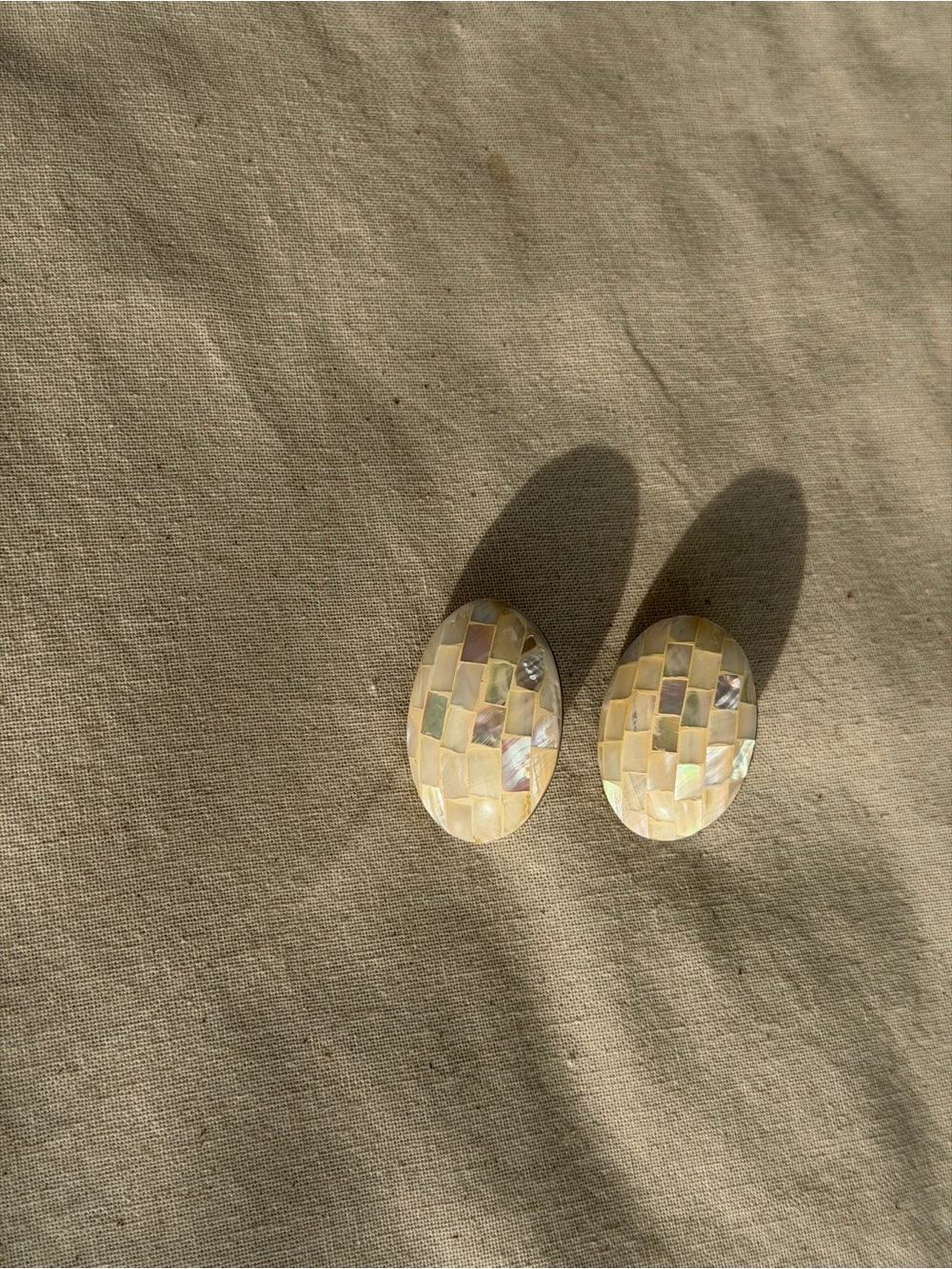 Mother of Pearl Mosaic Oval Stud Earrings - Cream - Picture 4 of 6